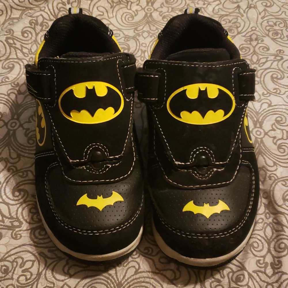 Batman Shoes Toddler Sz 11- Reversible